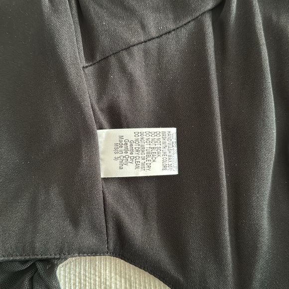 Off the shoulder black corset top with sleeves - Picture 5 of 6